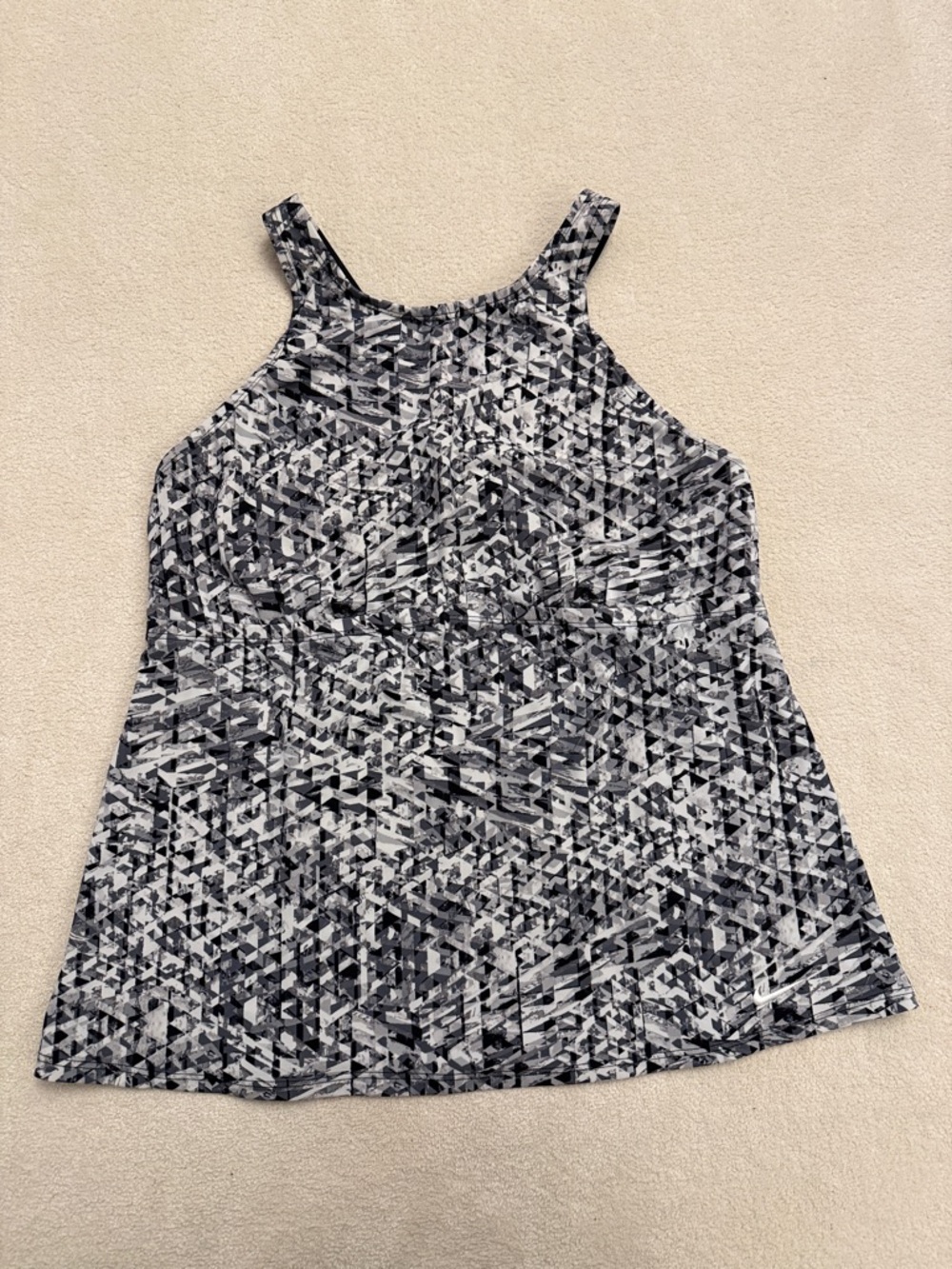 Nike Black & White High neckline babydoll cut workout top size 1X